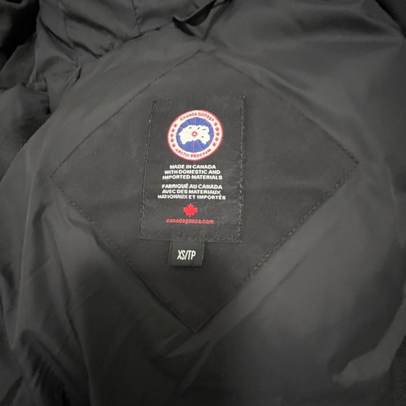 Canada Goose Black Winter Jacket - Picture 5 of 8
